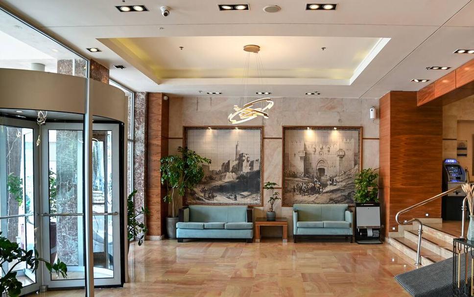 Lobby Photo