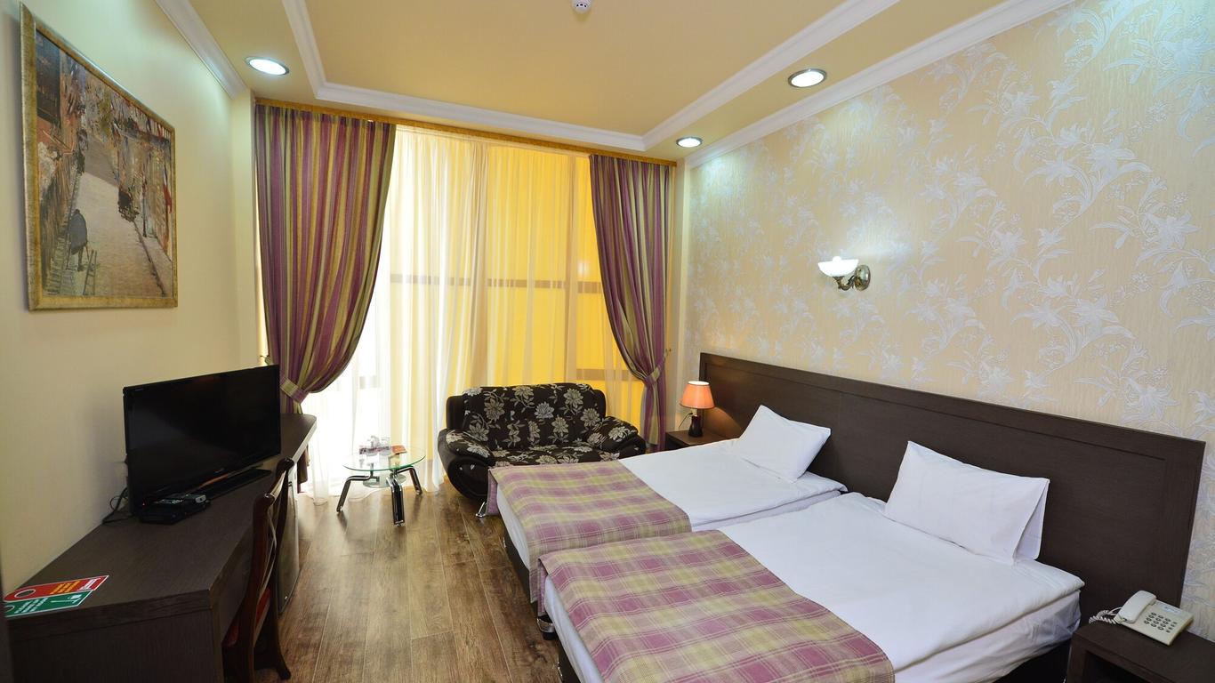 Yerevan Deluxe Hotel