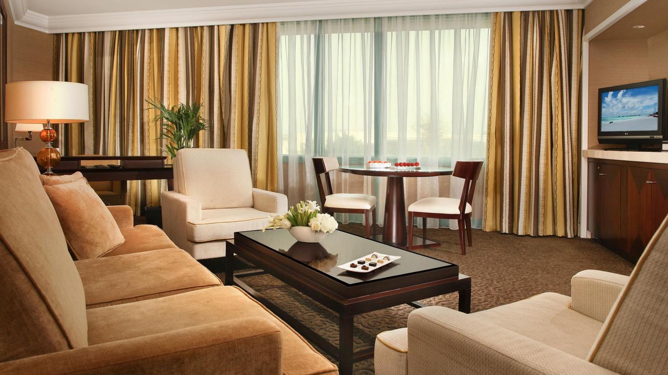 Mövenpick Grand Al Bustan Dubai